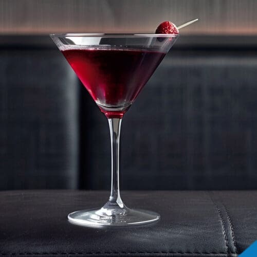 Catwoman Cocktail Recipe - A Bold and Mysterious Drink